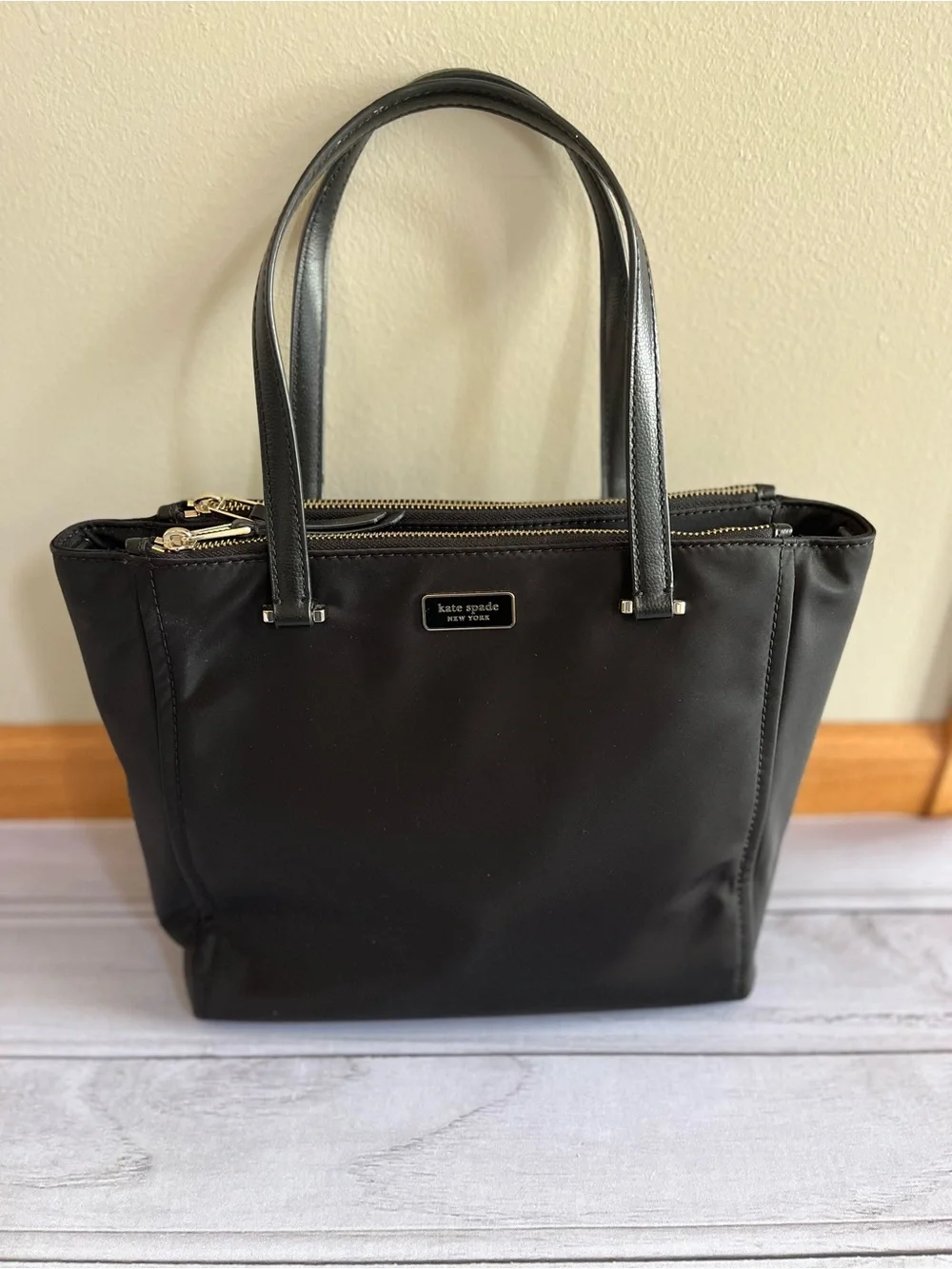 Kate Spade New York black Dawn classic durable nylon shoulder handbag purse.